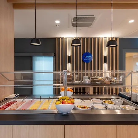 Express By Ihg