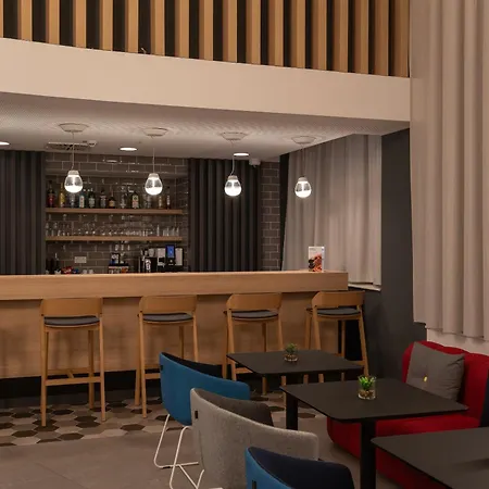 Express By Ihg 3*