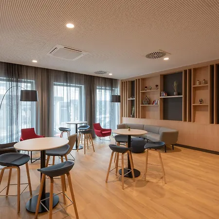 Express By Ihg