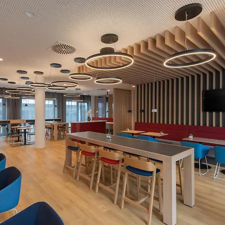 Szálloda Express By Ihg