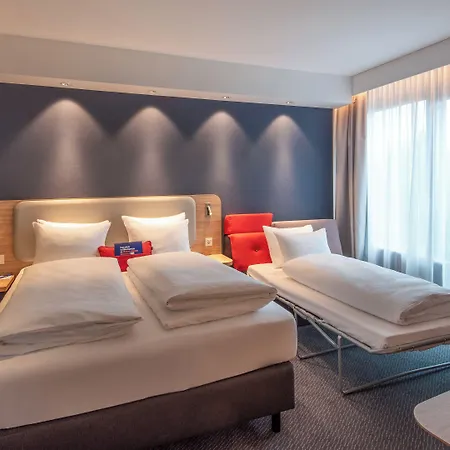 Express By Ihg 酒店