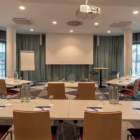 Hotel Express By Ihg