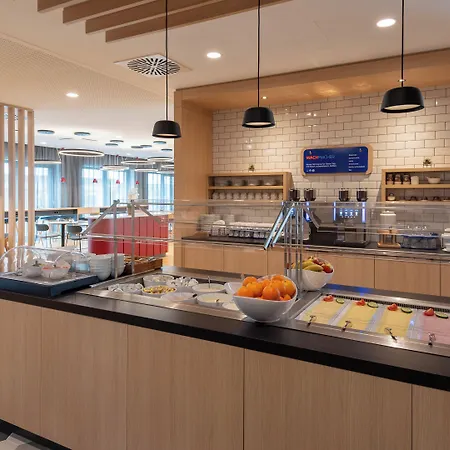 酒店 Express By Ihg 3*