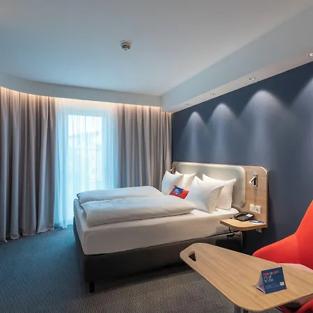 Szálloda Express By Ihg 3*