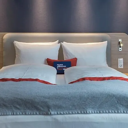 Express By Ihg فندق 3*
