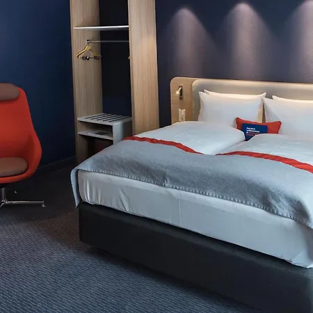 Express By Ihg 3* 海尔布隆