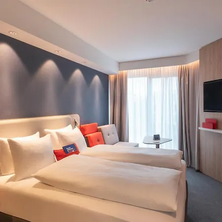 Express By Ihg 酒店