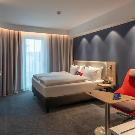 Express By Ihg 3*