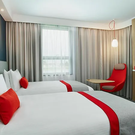 Express By Ihg 酒店