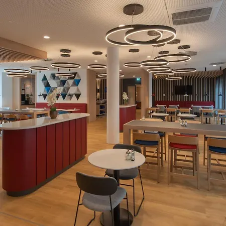 Express By Ihg