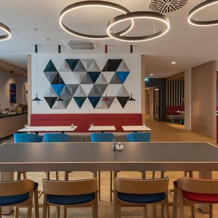 酒店 Express By Ihg 3*