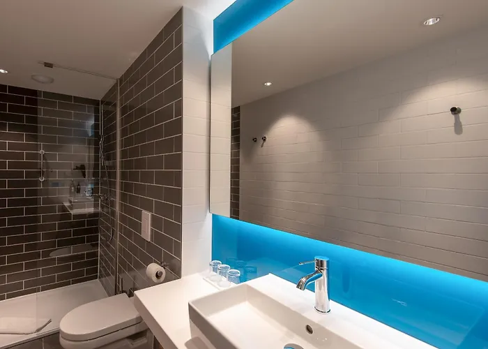 Hotel Express By Ihg